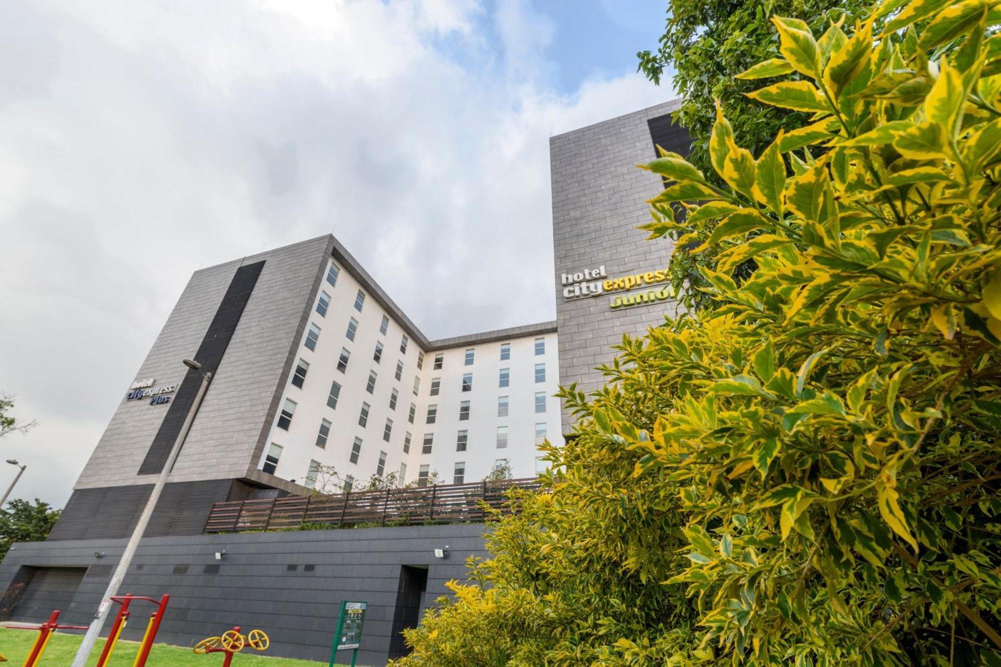 City Express Junior By Marriott Bogota Aeropuerto Exterior photo