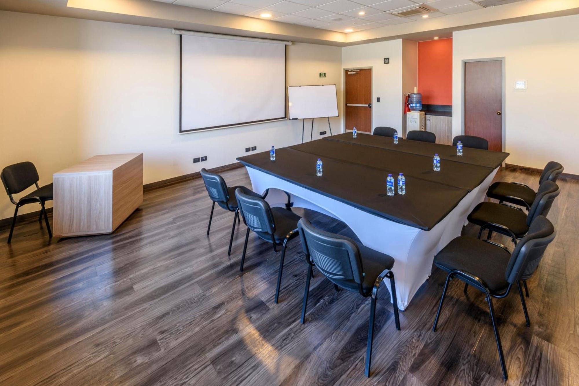 City Express Junior By Marriott Bogota Aeropuerto Exterior photo